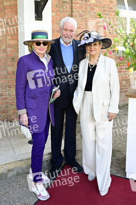 Große Saisoneröffnung 2025 auf der Rennbahn Hoppegarten in Berlin