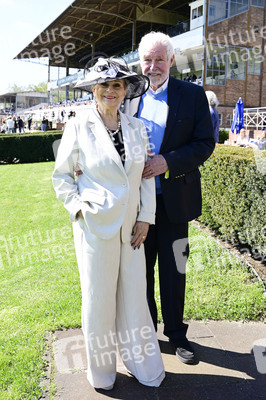 Große Saisoneröffnung 2025 auf der Rennbahn Hoppegarten in Berlin