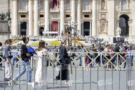 Trauer um Papst Franziskus in Rom