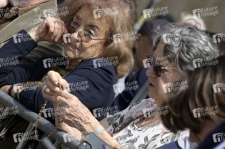Trauer um Papst Franziskus in Rom