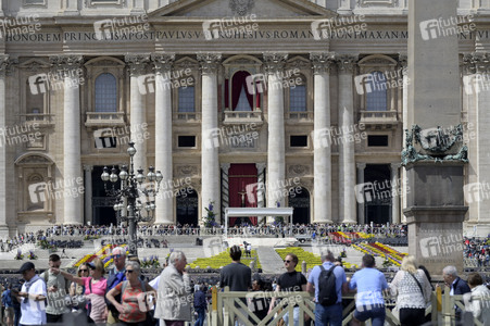 Trauer um Papst Franziskus in Rom