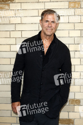 Preview 'Der Norden zwischen Petticoat und Spätheimkehrern' in Hamburg