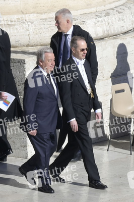 Trauermesse für Papst Franziskus in der Vatikanstadt