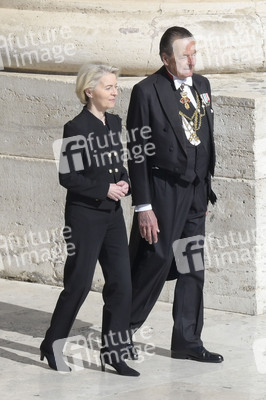Trauermesse für Papst Franziskus in der Vatikanstadt