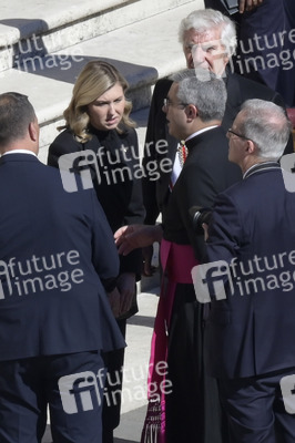 Trauermesse für Papst Franziskus in der Vatikanstadt