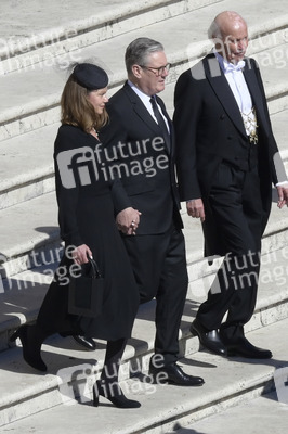 Trauermesse für Papst Franziskus in der Vatikanstadt