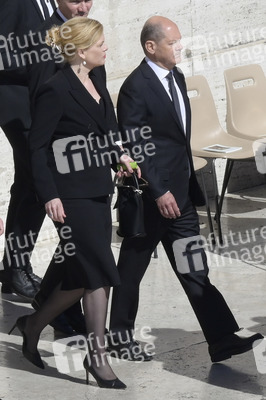 Trauermesse für Papst Franziskus in der Vatikanstadt