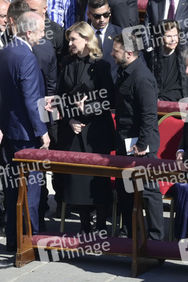 Trauermesse für Papst Franziskus in der Vatikanstadt