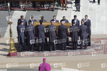 Trauermesse für Papst Franziskus in der Vatikanstadt