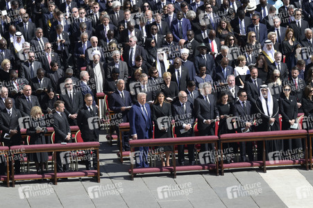 Trauermesse für Papst Franziskus in der Vatikanstadt