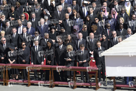Trauermesse für Papst Franziskus in der Vatikanstadt