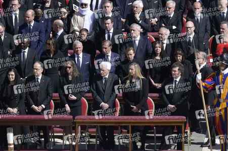 Trauermesse für Papst Franziskus in der Vatikanstadt