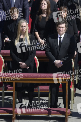 Trauermesse für Papst Franziskus in der Vatikanstadt