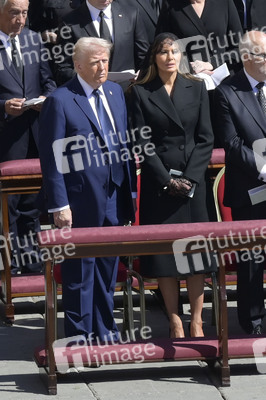 Trauermesse für Papst Franziskus in der Vatikanstadt
