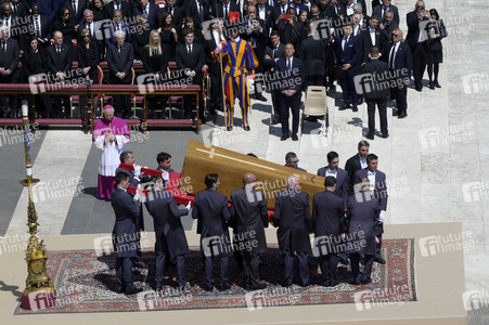 Trauermesse für Papst Franziskus in der Vatikanstadt