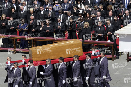 Trauermesse für Papst Franziskus in der Vatikanstadt