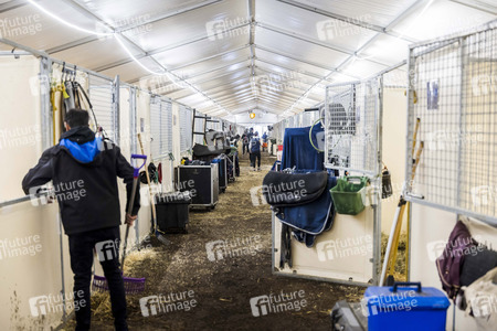 Backstageführung zur Pferdeshow 'Cavalluna - Grand Moments' in Erfurt