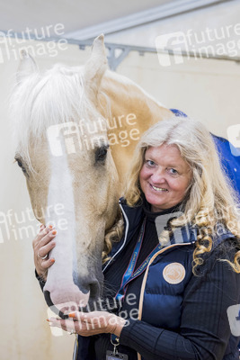 Backstageführung zur Pferdeshow 'Cavalluna - Grand Moments' in Erfurt