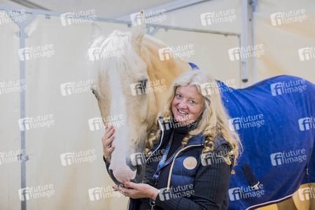 Backstageführung zur Pferdeshow 'Cavalluna - Grand Moments' in Erfurt