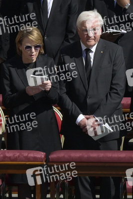 Trauermesse für Papst Franziskus in der Vatikanstadt