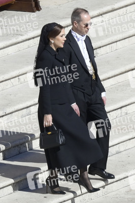 Trauermesse für Papst Franziskus in der Vatikanstadt