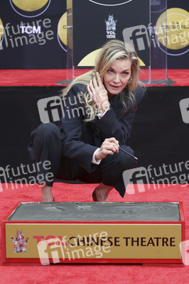 Hand and Footprint Ceremony mit Michelle Pfeiffer in Los Angeles