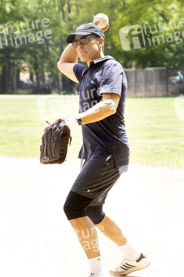 George Clooney beim Softball Spiel in New York