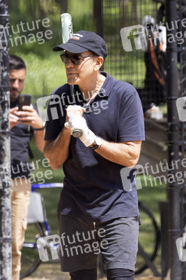 George Clooney beim Softball Spiel in New York