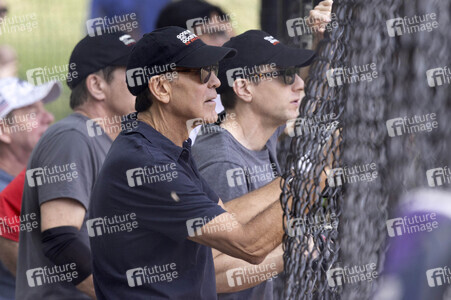 George Clooney beim Softball Spiel in New York