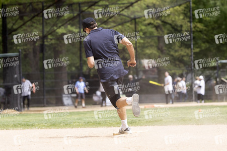 George Clooney beim Softball Spiel in New York