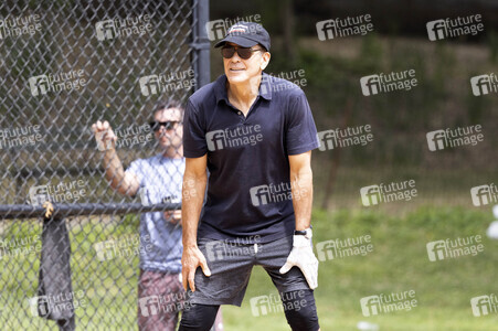 George Clooney beim Softball Spiel in New York