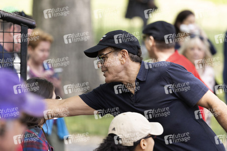 George Clooney beim Softball Spiel in New York