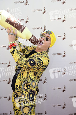 Party zum 15. Firmenjubiläum der Eierlikörfabrik scharfesGELB in Senftenberg