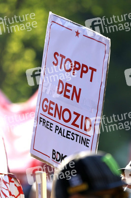 Revolutionäre 1. Mai-Demonstration in Berlin