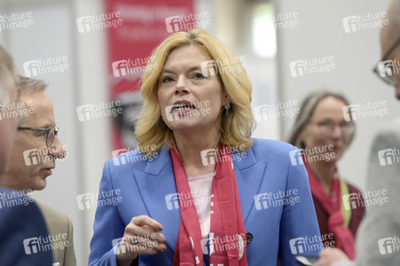 Bibelarbeit mit Julia Klöckner beim 39. Evangelischen Kirchentag in Hannover