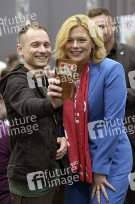 Bibelarbeit mit Julia Klöckner beim 39. Evangelischen Kirchentag in Hannover