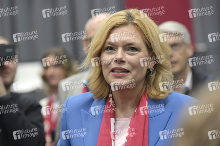 Bibelarbeit mit Julia Klöckner beim 39. Evangelischen Kirchentag in Hannover