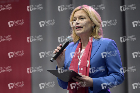 Bibelarbeit mit Julia Klöckner beim 39. Evangelischen Kirchentag in Hannover