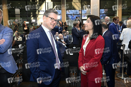 Unterzeichnung des Koalitionsvertrages zwischen CDU, CSU und SPD in Berlin