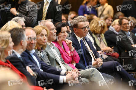 Unterzeichnung des Koalitionsvertrages zwischen CDU, CSU und SPD in Berlin