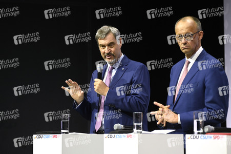 Unterzeichnung des Koalitionsvertrages zwischen CDU, CSU und SPD in Berlin