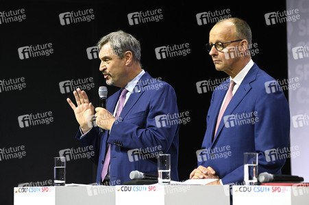 Unterzeichnung des Koalitionsvertrages zwischen CDU, CSU und SPD in Berlin