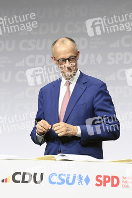 Unterzeichnung des Koalitionsvertrages zwischen CDU, CSU und SPD in Berlin