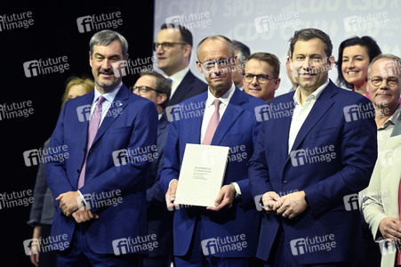 Unterzeichnung des Koalitionsvertrages zwischen CDU, CSU und SPD in Berlin