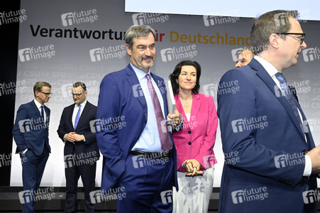 Unterzeichnung des Koalitionsvertrages zwischen CDU, CSU und SPD in Berlin