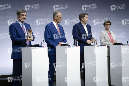 Unterzeichnung des Koalitionsvertrages zwischen CDU, CSU und SPD in Berlin