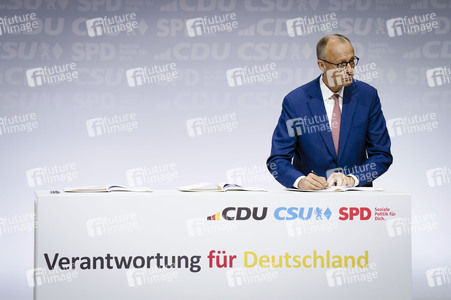 Unterzeichnung des Koalitionsvertrages zwischen CDU, CSU und SPD in Berlin