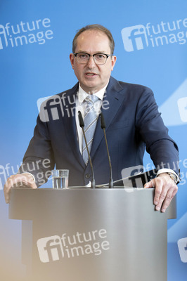 Pressekonfrerenz zur Situation an den Grenzen in Berlin