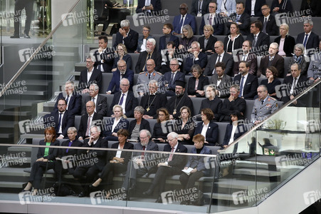 Gedenkstunde im Bundestag zum 80. Jahrestag des Endes des Zweiten Weltkrieges in Berlin