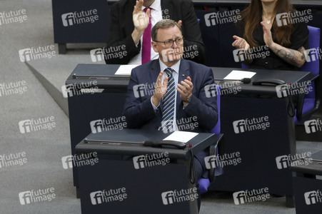 Gedenkstunde im Bundestag zum 80. Jahrestag des Endes des Zweiten Weltkrieges in Berlin